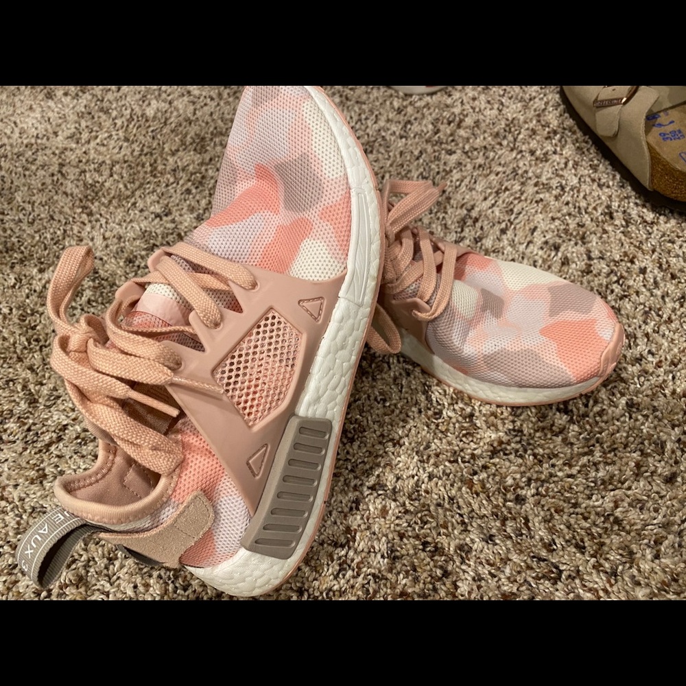Adidas - Picture 3 of 4